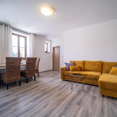 123-4 Lipno